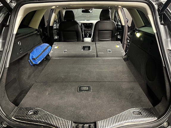 Ford Mondeo 23 of 30