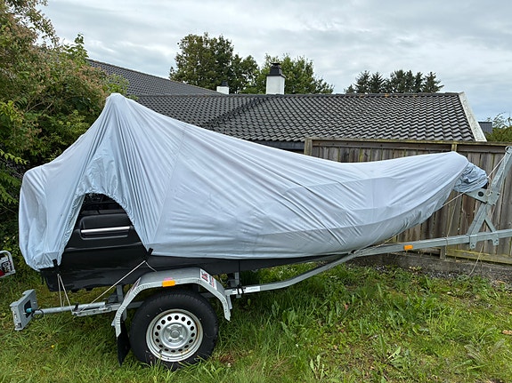 Råtøff ungdomsbåt, River 350 xr blæk edition selges med henger. 14 of 14