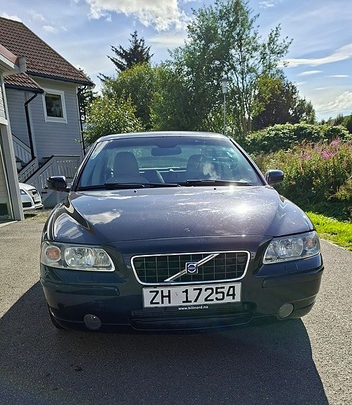 Volvo S60 5 of 15