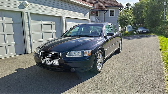 Volvo S60 8 of 15