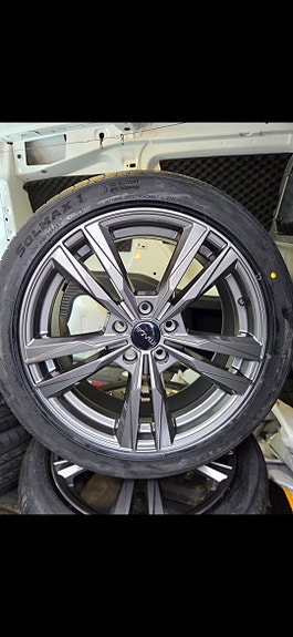 Volkswagen Touran 9 of 30