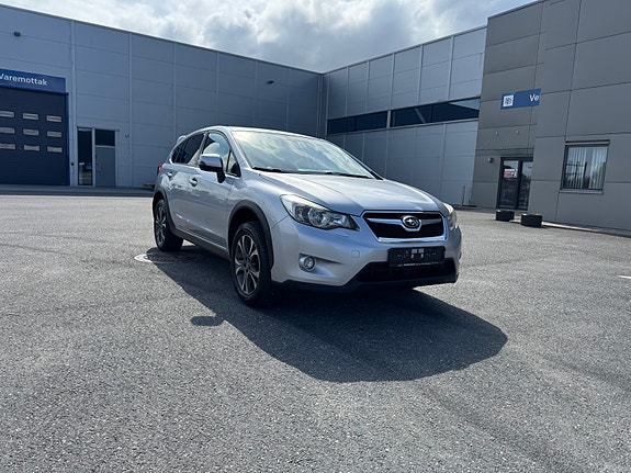 Subaru XV 4 of 5