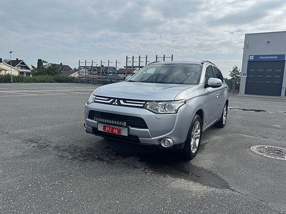 Mitsubishi 4 of 5