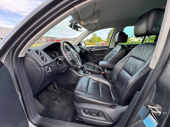 Volkswagen Tiguan 13 of 26