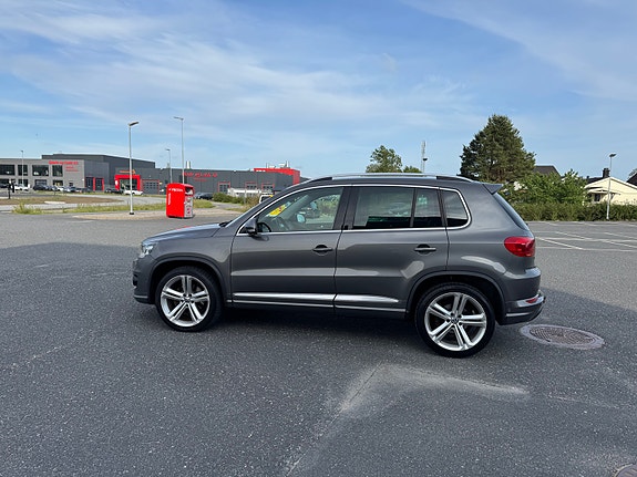 Volkswagen Tiguan 6 of 26