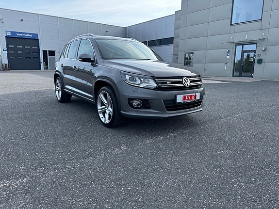 Volkswagen Tiguan 2 of 5