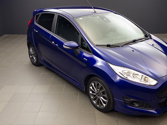 Ford Fiesta 3 of 5