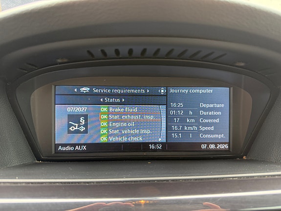 BMW 320i 18 of 21