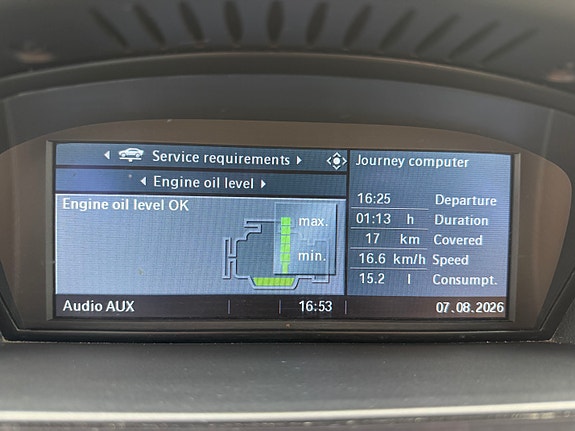 BMW 320i 19 of 21