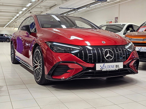 Mercedes-Benz EQE43 3 of 5