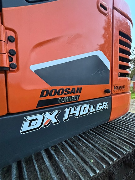 Doosan DX140LCR-7 8 of 9