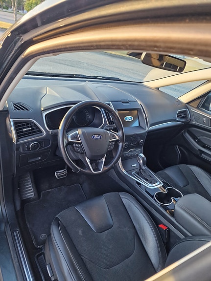 Ford S-MAX 15 of 30