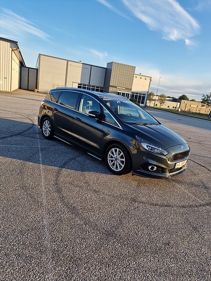 Ford S-MAX 5 of 5