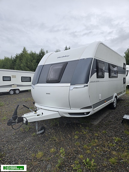 Hobby Sommertilbud! 490 KMF Excellent Edition med køyer og dobbelt seng 6 sengeplasser 3 of 28