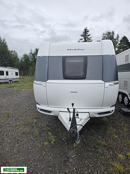 Hobby Sommertilbud! 490 KMF Excellent Edition med køyer og dobbelt seng 6 sengeplasser 2 of 28