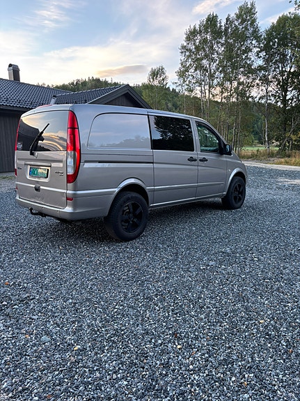 Mercedes-Benz Vito 113 4 of 5