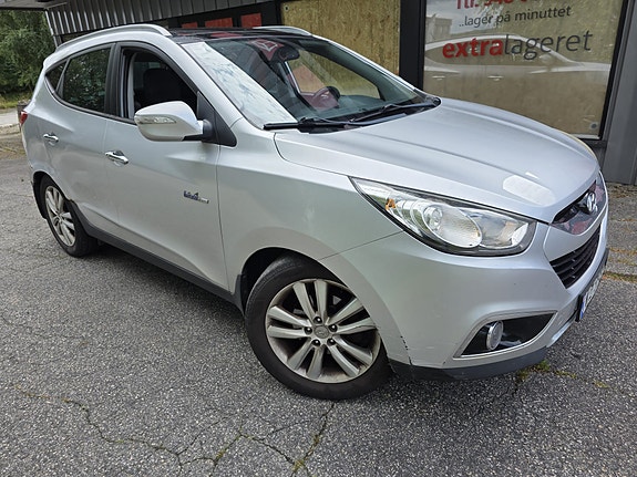 Hyundai ix35 2 of 5