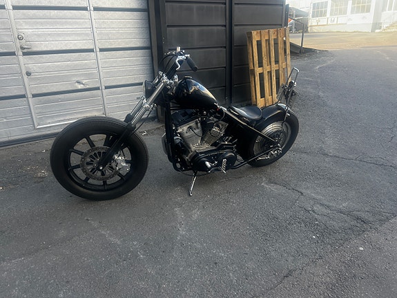 Harley-Davidson Sportster 2 of 5