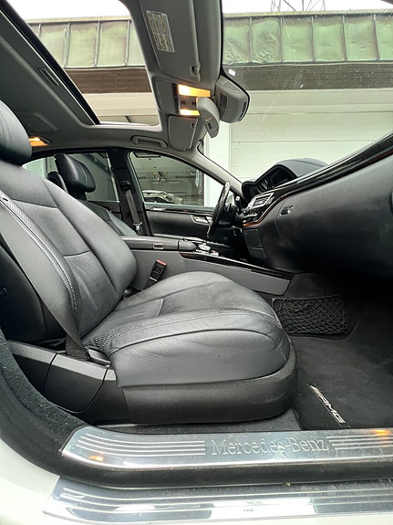 Mercedes-Benz S350 d 23 of 30