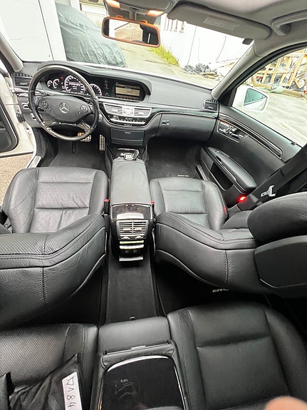 Mercedes-Benz S350 d 27 of 30
