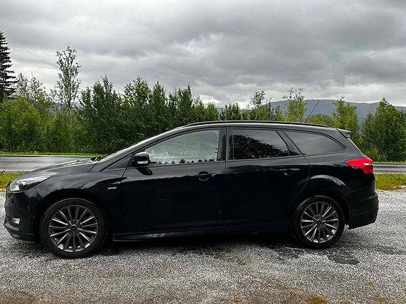 Ford Focus 4 of 9