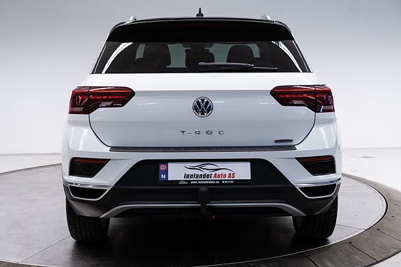 Volkswagen T-Roc 4 of 5
