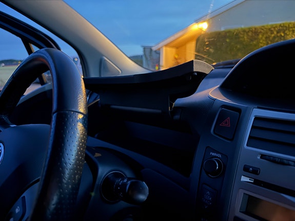 Toyota Yaris 24 of 30