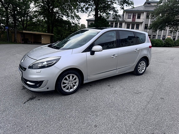 Renault Grand Scenic III 4 of 30