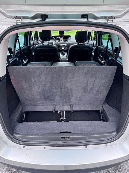 Renault Grand Scenic III 19 of 30