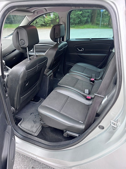 Renault Grand Scenic III 9 of 30