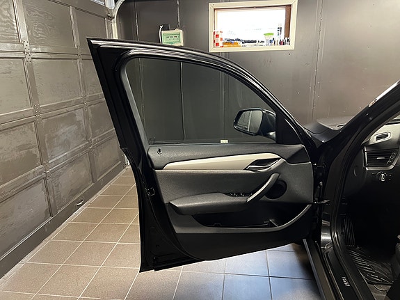 BMW X1 24 of 30