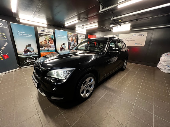 BMW X1 3 of 5