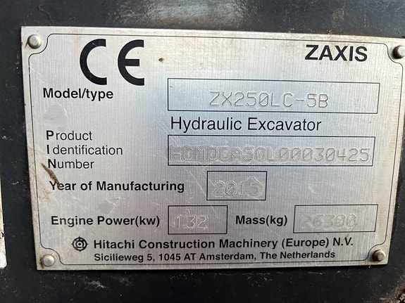 Hitachi ZX 250 LC-5B 19 of 21
