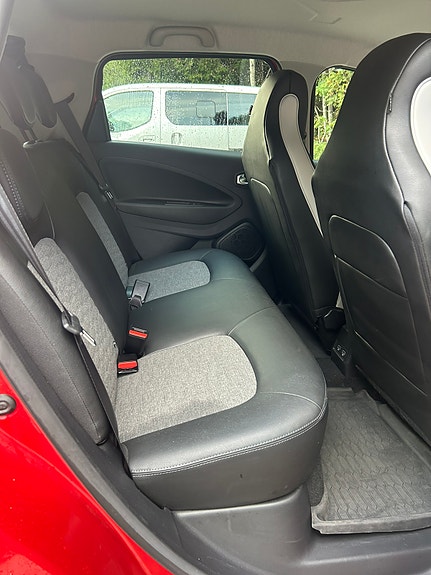 Renault Zoe 17 of 18