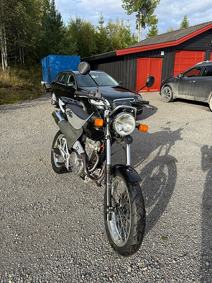 Honda SLR 650 2 of 9