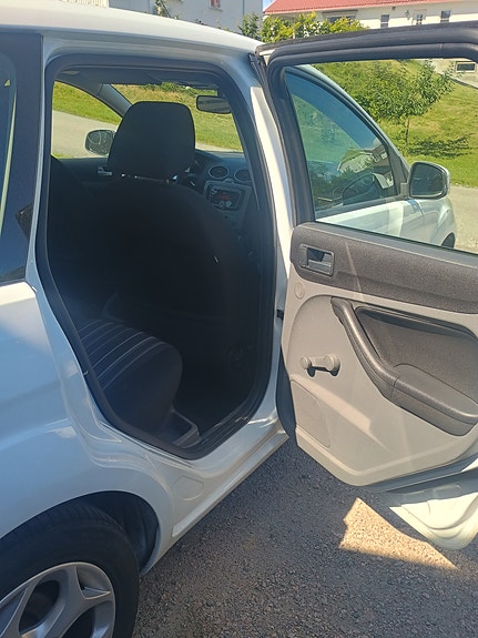 Ford Focus 13 of 30