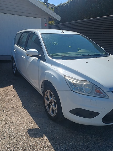 Ford Focus 23 of 30