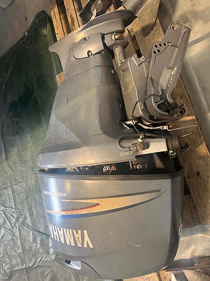 Yamaha F80 og F100 selges 2 of 5