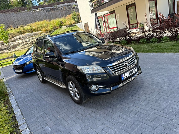 Toyota RAV4 15 of 30