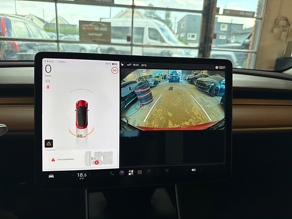Tesla Model 3 15 of 17