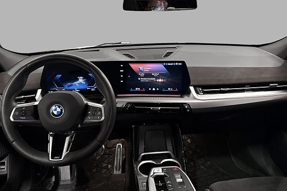 BMW iX2 11 of 22
