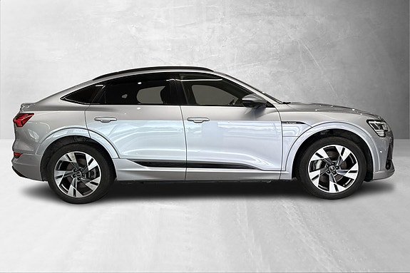 Audi e-tron Sportback 5 of 25