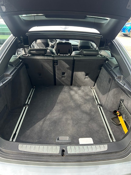 BMW 320d 15 of 17