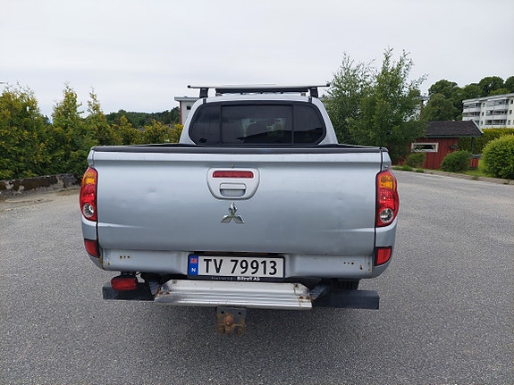 Mitsubishi L200 9 of 20