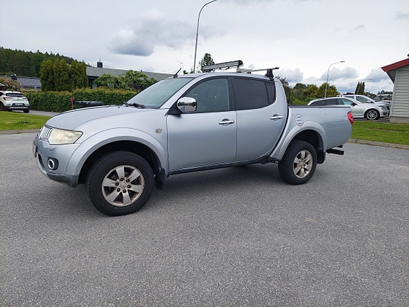 Mitsubishi L200 3 of 20