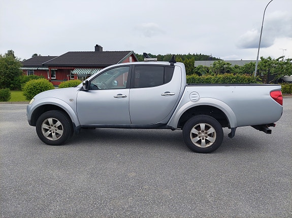 Mitsubishi L200 2 of 20