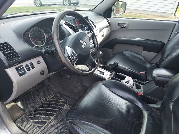 Mitsubishi L200 15 of 20