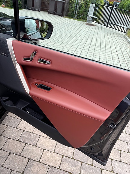 BMW iX 26 of 27