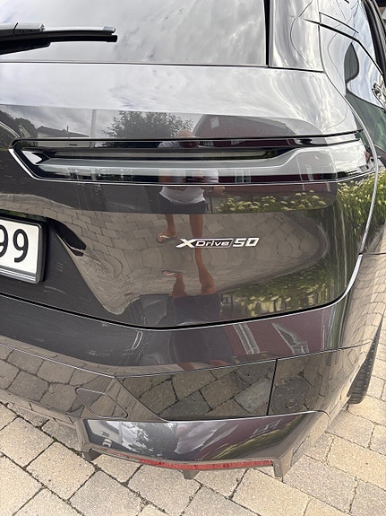 BMW iX 4 of 27