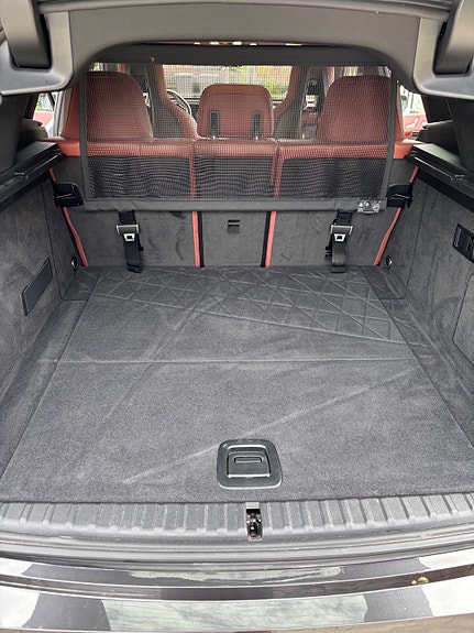 BMW iX 13 of 27
